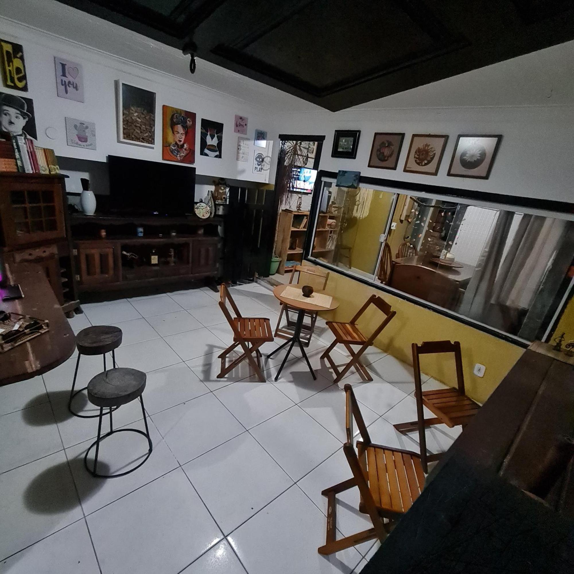 Hostal Taberna135 Cabo Frío
